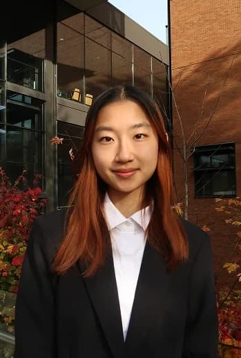 Angie Niu, portrait